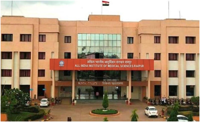 AIIMS रायपुर ने 10 माह के शिशु में दुर्लभ एवं जटिल हृदय शल्य चिकित्सा कर बचाई जान
