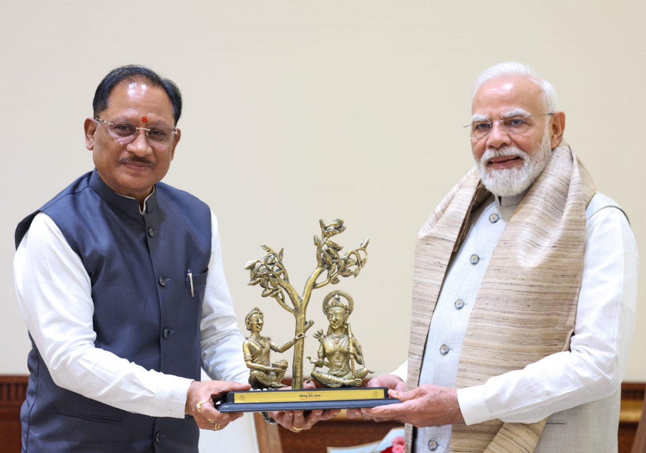 प्रधानमंत्री  नरेंद्र मोदी से मुख्यमंत्री विष्णु देव साय ने की भेंट, छत्तीसगढ़ के विकास और &lsquo;बस्तर विजन&rsquo; पर हुई विस्तृत चर्चा