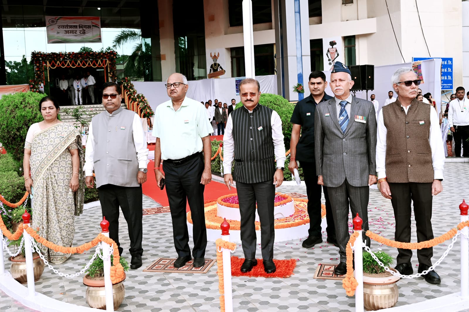 पावर कंपनी में ध्वजारोहण&hellip;. विकसित छत्तीसगढ़ के संकल्प को दे रहे गति: सुबोध सिंह