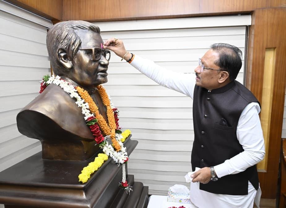 अटल जी के संकल्प और दूरदर्शी नेतृत्व ने छत्तीसगढ़ को दी नई पहचान: मुख्यमंत्री साय