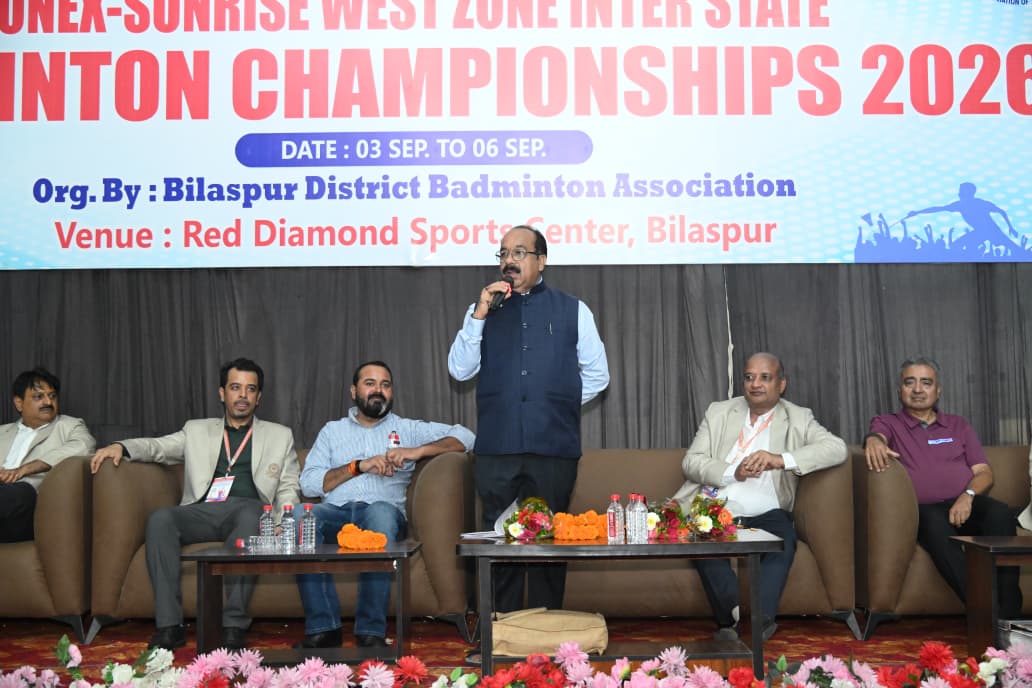 उप मुख्यमंत्री अरुण साव ने वेस्ट जोन इंटर स्टेट बैडमिंटन प्रतियोगिता के विजेताओं को किया पुरस्कृत
