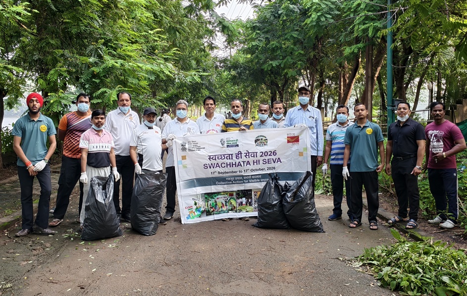 छत्तीसगढ़ डाक परिमंडल एवं रायपुर डाक संभाग ने नरैया तालाब में चलाया विशेष स्वच्छता अभियान