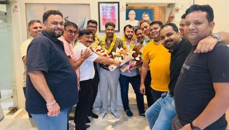 रायपुर अनाज दलाल संघ की नवीन कार्यकारिणी का गठन