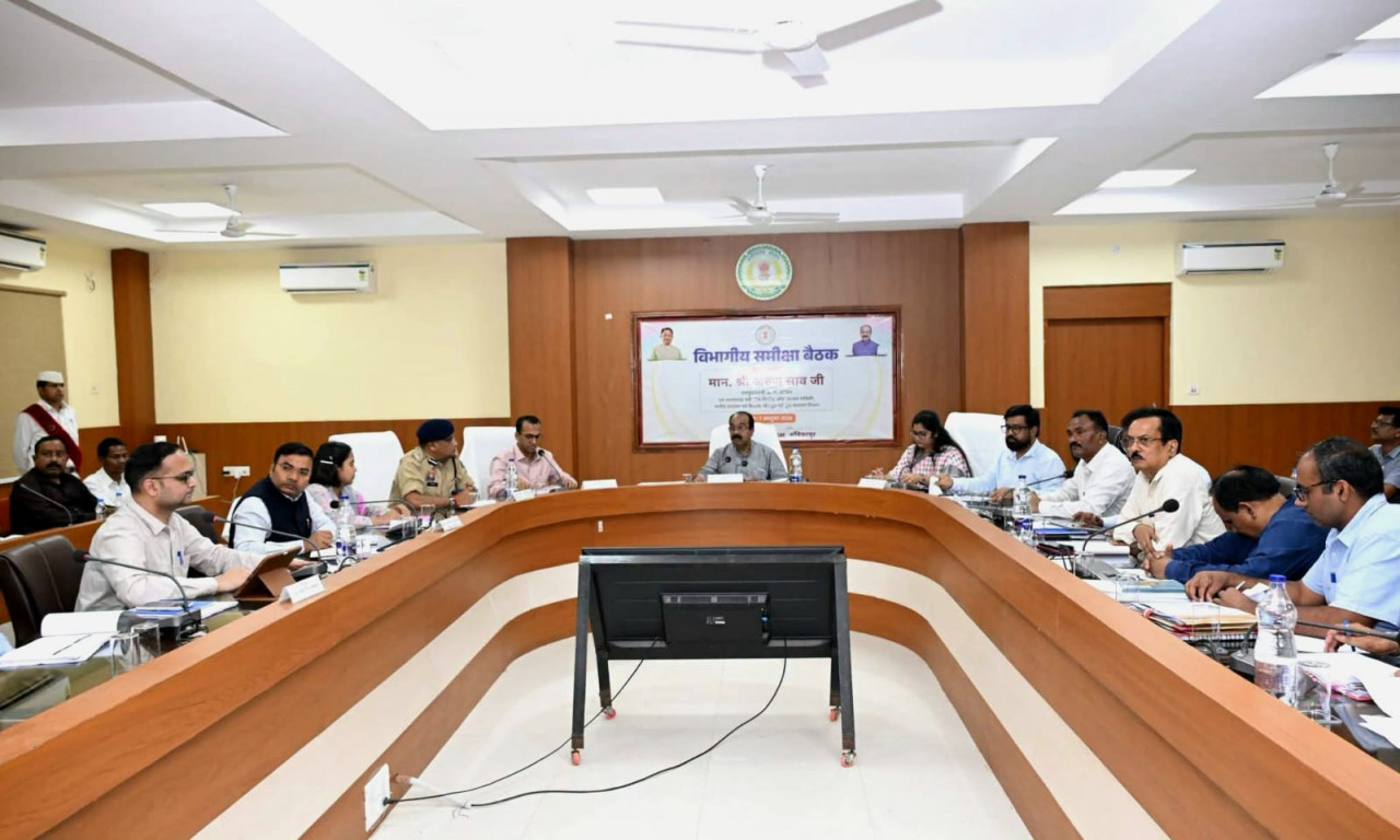 उप मुख्यमंत्री अरुण साव ने की विकास कार्यों की प्रगति और योजनाओं के क्रियान्वयन की समीक्षा