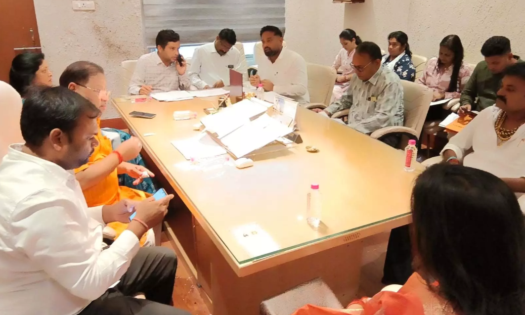 रायपुर में विकास कार्यों को लेकर विधायक सुनील सोनी सख्त