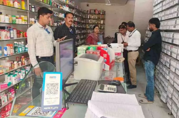 रायपुर में 11 मेडिकल स्टोर्स पर NCB और औषधि विभाग की दबिश, 4 दुकानों को नोटिस
