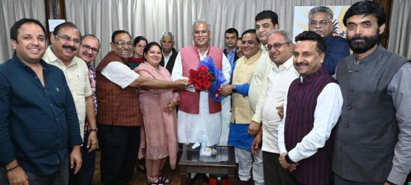 सिंधी पंचायत ने सीएम को दिया झूलेलाल साईं जन्मोत्सव का न्योता