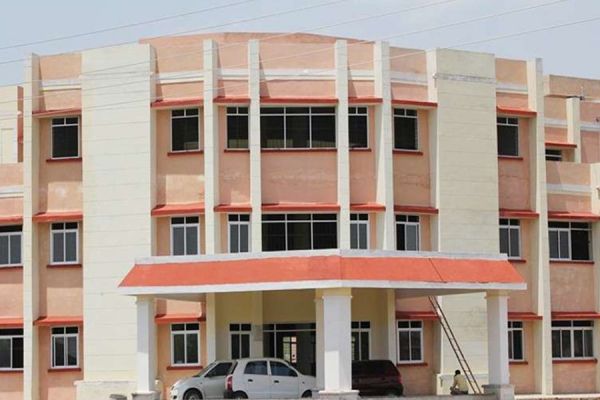 BIG NEWS : कुशाभाऊ ठाकरे यूनिवर्सिटी के कुलसचिव आनंद शंकर हटाए गए... खरोरा के सहायक प्राध्यापक ओझा को सौंपी गई जिम्मेदारी