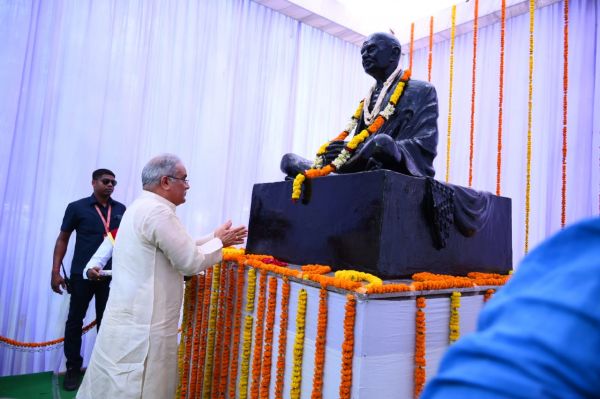 रामायण समारोह में शामिल होने से पहले सीएम ने रायगढ़ के लिए खोला विकास का पिटारा