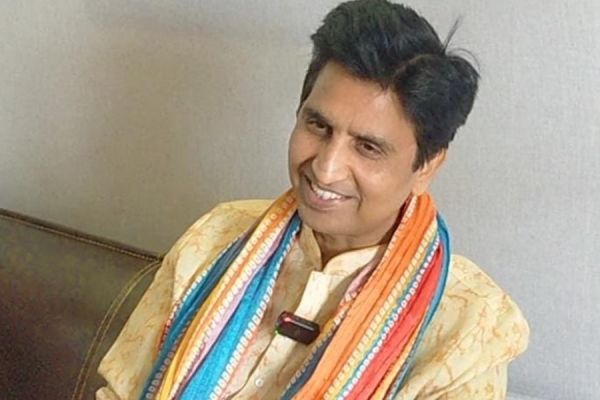 कुमार विश्वास पहुंचे रायगढ़... राष्ट्रीय रामायण महोत्सव में देंगे प्रस्तुति... कहा, सौभाग्यशाली है छत्तीसगढ़... पूरे देश में हो रही है चर्चा