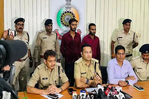 झटके में करोड़पति बनने का देखा ख्वाब... पुराने किराएदार ने रचा खेल... ग्वालियर से रायपुर बुलाए किडनैपर्स... दो गिरफ्तार