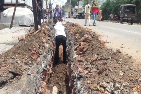 राजधानी में पहले नल के लिए... अब अंडरग्राउंड इलेक्ट्रिक लाइन के लिए होगी खुदाई... बमुश्किल मिली थी गड्ढों से राहत