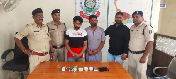 CG CRIME : रायपुर में हेराेइन के सप्लायर पकड़ाए... होटल में जमा रखा था डेरा... लाखों का होने वाला था सौदा 