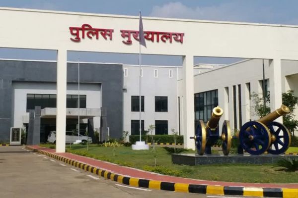 CG BREAKING NEWS : भारत निर्वाचन आयोग के पत्र के बाद... छत्तीसगढ़ में बड़े पैमाने पर थानेदारों का तबादला... देखिए लिस्ट