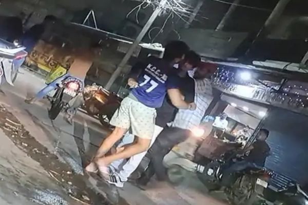 पुलिस के दावों को पलीता लगाते... राजधानी में फिर हुई चाकूबाजी... जान से मारने की फिराक में थे, आरोपी फरार