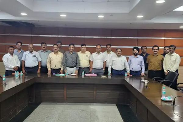 राजपत्रित अधिकारी संघ ने दिए सुझाव... राष्ट्रीय दलों से घोषणा पत्र में शामिल करने कहा... आदेश सरलीकरण के लिए कमेटी बनाने का फैसला