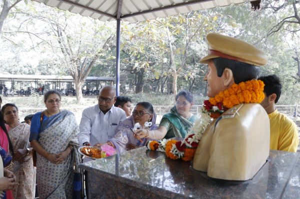साइंस कालेज में मना शहीद नमन समारोह... शहीद युगल किशोर एवं राजीव पांडेय को किया गया याद