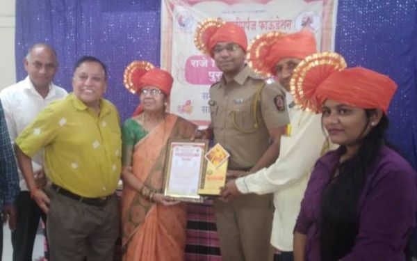 माणुसकी फाउंडेशन ने शुभांगी आप्टे को दिया छत्रपति प्रेरणा पुरस्कार