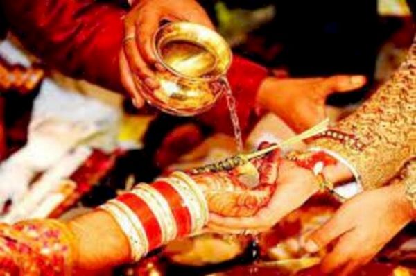 180 गरीब कन्याओं का आज कुंभ नगरी राजिम में हुआ सामूहिक विवाह 
