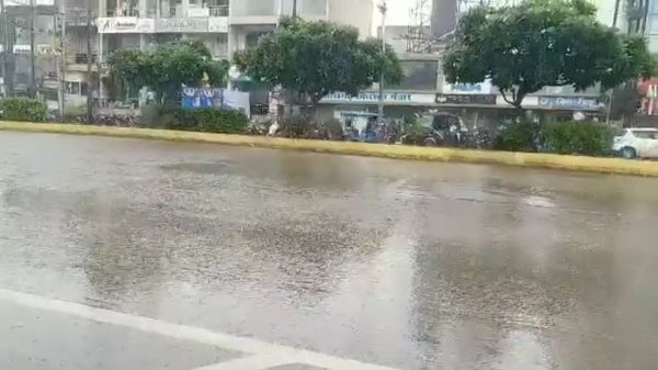छत्तीसगढ़ में आने वाले तीन दिनों तक आंधी तूफान के साथ बारिश की चेतावनी... 