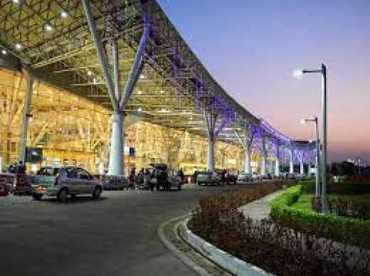 रायपुर एयरपोर्ट में डिजी हवाई यात्रा एप शुरू.... ई-गेट में मोबाइल से स्कैन करती ही मिलेगी एंट्री