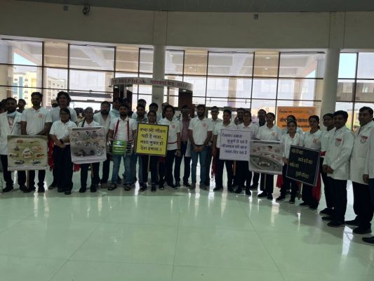 नुक्कड़ नाटक: रायपुर AIIMS में नर्सिंग ऑफिसर एसोसिएशन ने दिया नशा मुक्ति का संदेश