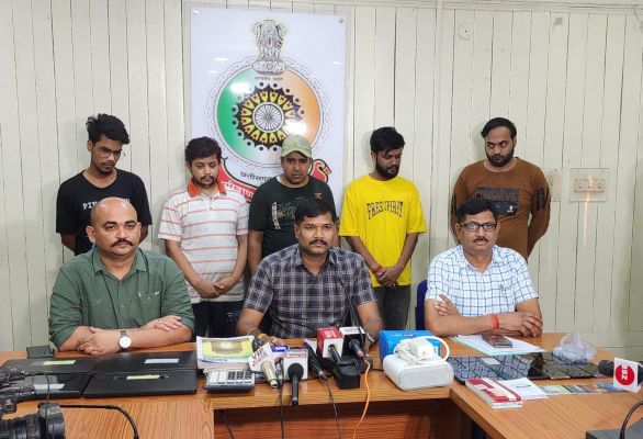 अन्ना रेड्डी पैनल से आईपीएल सट्टा संचालित करते 5 अंतर्राज्यीय सटोरिये दिल्ली से गिरफ्तार