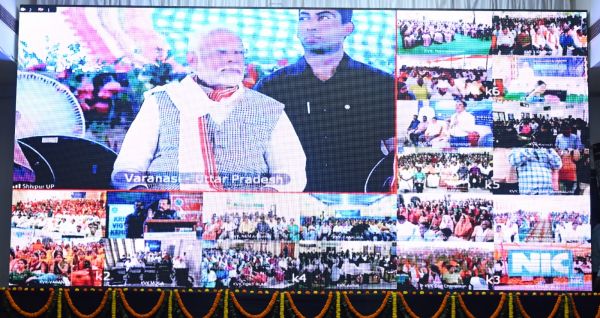  किसान सम्मान निधि: छत्तीसगढ़ के 23.59 लाख किसानों के बैंक खातों में 483.85 करोड़ रूपए अंतरित 