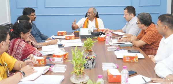  प्रदेश के सभी स्कूलों में बनाया जाएगा स्मार्ट क्लासरूम : शिक्षा मंत्री बृजमोहन अग्रवाल 