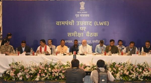 शाह की अध्यक्षता में नक्सल प्रभावित राज्यों के बीच सुरक्षा पर मंथन जारी