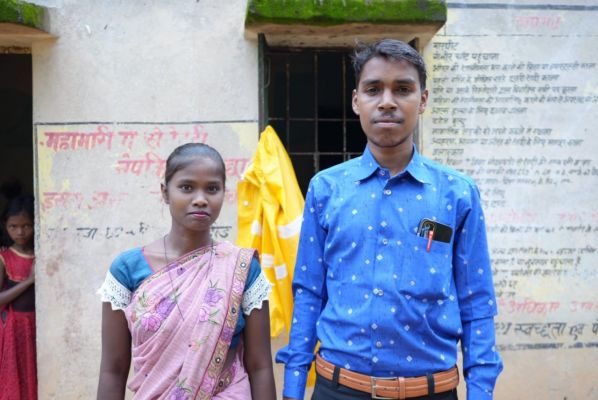 दूर हुआ पहाड़ी कोरवा दुखुराम का दुख : नौकरी से मिल रहा जीवन का सुख