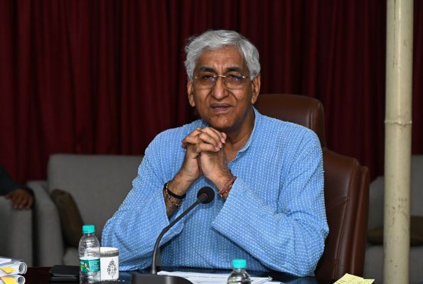 CG: आतंकी हमले में मारे गए रायपुर के कारोबारी की बेटी की पढ़ाई फ्री, सिंहदेव की पहल पर राजकुमार कॉलेज प्रबंधन का फैसला