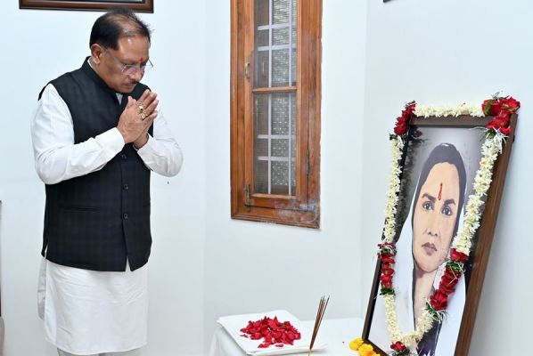 मुख्यमंत्री साय ने मिनीमाता की पुण्यतिथि पर उनके योगदान को किया नमन