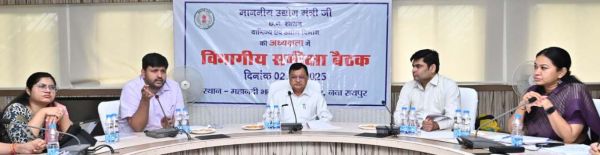 देवांगन ने प्रदेश के प्लास्टिक पार्क को दो महीने में पूर्ण करने और चार नए स्मार्ट इंडस्ट्रीयल एरिया का कार्य शीघ्र प्रारंभ करने के दिए निर्देश