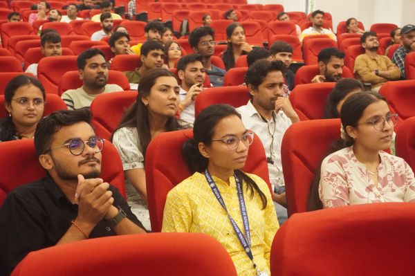 एनआईटी रायपुर में &lsquo;आह्वान-2025&rsquo; का आगाज़&hellip;.  हिंदी बनी एकता और पहचान का प्रतीक