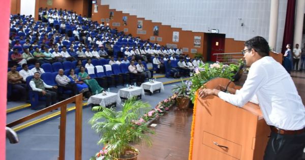 एम्स रायपुर के 14वें स्थापना दिवस पर बोले वित्त मंत्री&hellip;  संस्थान छत्तीसगढ़ का गौरव, सरकार देगी हर संभव सहयोग