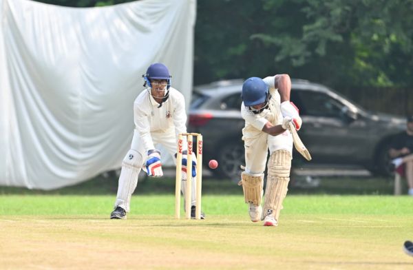 अंडर-19 बॉयज क्रिकेट टूर्नामनेंट 2025...  चीफ्स कप पर राजकुमार कॉलेज रायपुर का कब्जा