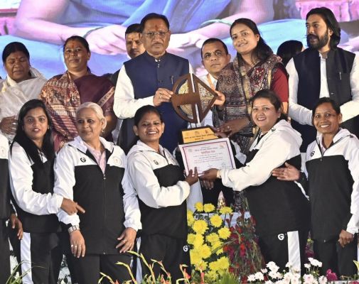 नई उड़ान, नया क्षितिज - छत्तीसगढ़ में महतारियों के सशक्तिकरण की कहानी