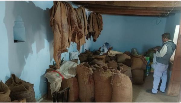 अवैध धान भंडारण पर जिला प्रशासन का बड़ा अभियान, 6 प्रकरणों में 218 क्विंटल धान जब्त&hellip;