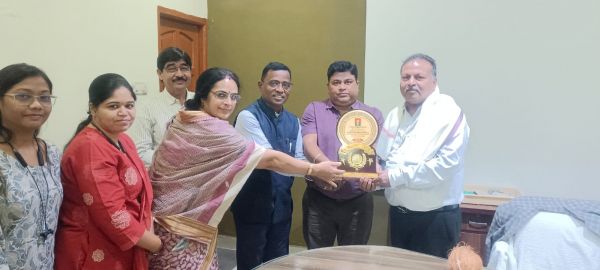 बिजली कंपनी से आज एक प्रेरणादायी व्यक्तित्व ही हुई विदाई