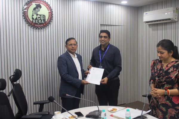रेरा प्रावधानों के प्रभावी क्रियान्वयन की दिशा में छत्तीसगढ़ रेरा का महत्वपूर्ण कदम, 14 बैंकों को फाइनल एम्पैनलमेंट किया गया
