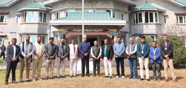 छत्तीसगढ़ के मीडिया दल ने सिक्किम के राज्यपाल से मुलाकात की