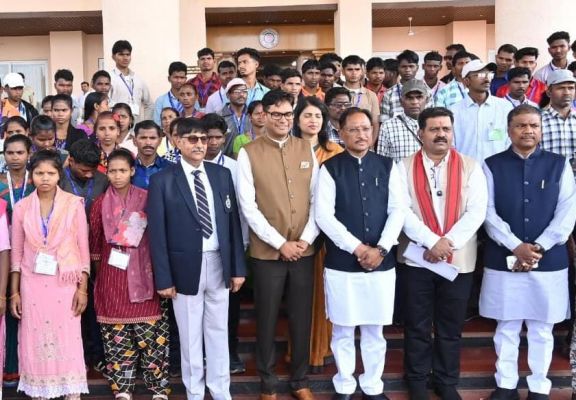  मुख्यधारा में लौटे युवाओं के उज्ज्वल भविष्य के लिए सरकार कर रही सतत प्रयासः मुख्यमंत्री साय