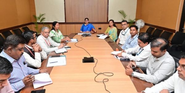 छत्तीसगढ़ में घरेलू एलपीजी गैस एवं डीजल-पेट्रोल की उपलब्धता सुनिश्चित करने हुई अहम बैठक