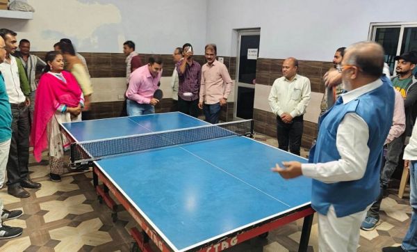 प्रेस क्लब खेल मड़ई में टेबल टेनिस स्पर्धा में पहले दिन हुए 17 मुकाबले