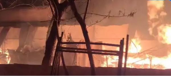 टिंबर मार्केट में लगी आग, फाफाडीह इलाके में हड़कंप