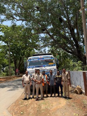 अवैध खनिज परिवहन पर बड़ी कार्रवाई: बिना अभिवहन पास चूना पत्थर गिट्टी से भरे 3 ट्रेलर जब्त