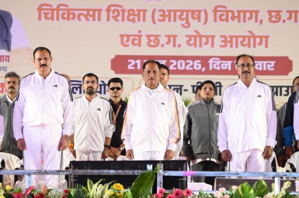 योग को दिनचर्या का हिस्सा बनाएं, स्वस्थ समाज के निर्माण में योगदान दें : मुख्यमंत्री