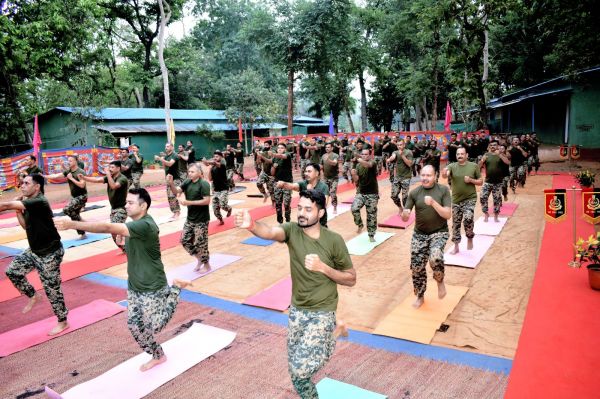 सीमा सुरक्षा बल, छत्तीसगढ़ द्वारा भिलाई में 12वाँ अंतर्राष्ट्रीय योग दिवस का आयोजन