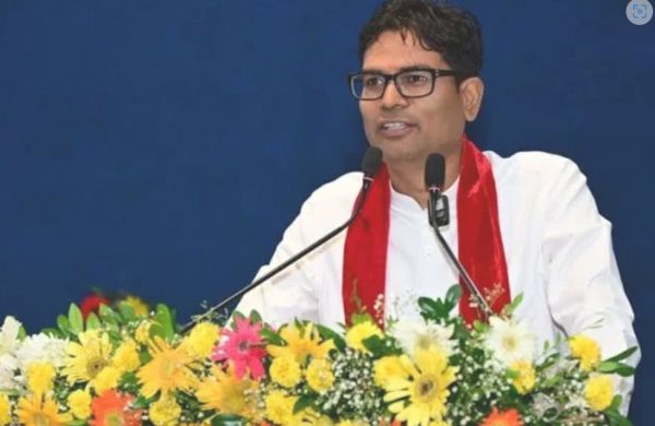 आर्टिफिशियल इंटेलिजेंस को अपनाने वाले ही भविष्य का नेतृत्व करेंगे वित्त मंत्री &hellip;